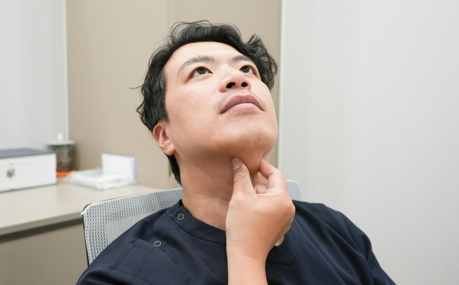 天鵝頸手術自我檢測方式